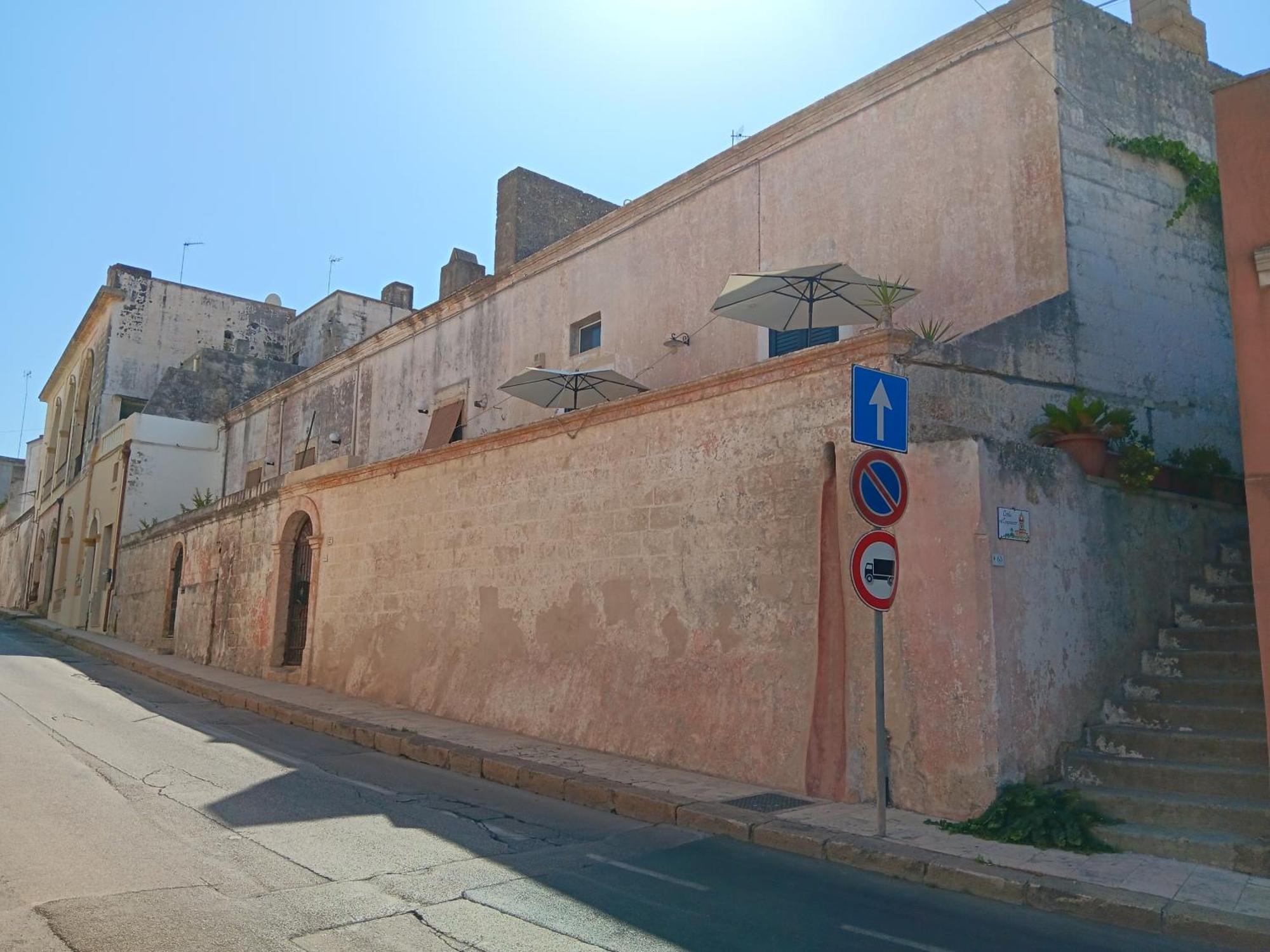 Corte Del Campanaro Ugento Luaran gambar